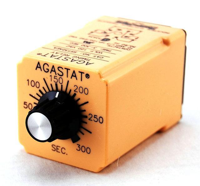 Agastat 120 volt 10 amp 3-300S timing relay SST32AEA