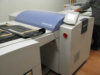 Screen 4300E plate maker with autoloader