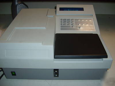 Slt labinstruments rf 400 microplate reader