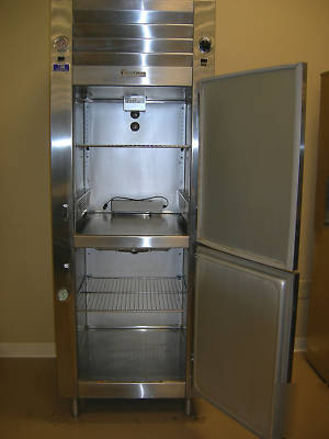 Traulsen refrigerated/heated dual temp. cabinet