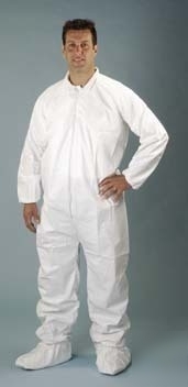 Vwr critical cover microbreathe coveralls with