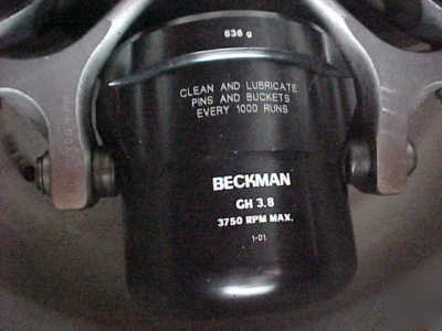 Beckman spinchron r centrifuge with rotor & buckets