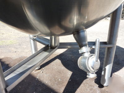 Stainless steel mixing kettle - 200 gallon capacity