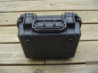 Carrying case thruline wattmeter, 5 elements and 1 slug