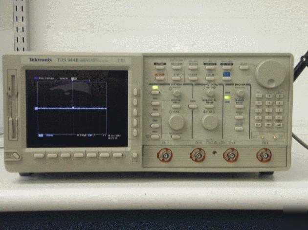 Tektronix TDS644B 4 channel color digital oscilloscope