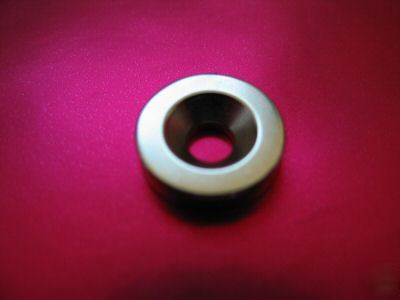 20 countersunk circular hole magnet 20X5X6.4(id)mm 