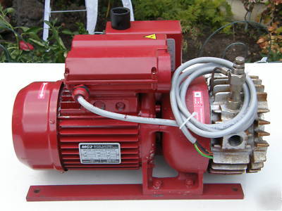 Vuototecnica VTL15/f rotary vane lubricated vacuum pump