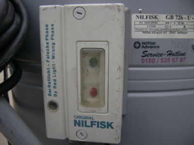 Nilfisk gb 726 industrial vacuum