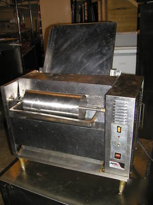 Apw wyott M83 butter bun grill/toaster uprightconveyor 