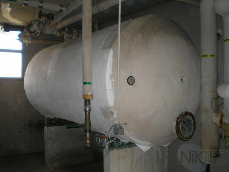 Adamson steel insulated water storage tank 1800 gallon