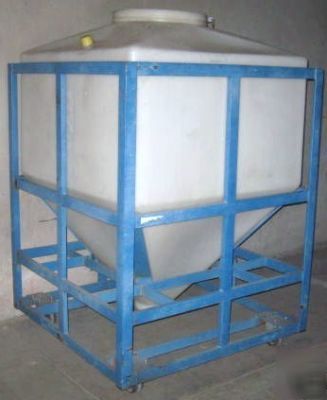 Pp polypropylene plastic load dispense transport tank