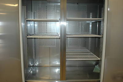 Coldtech cfd-3R 3 door 72 cubic ft refrigerator 6533
