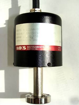 Mks 121 baratron vacuum gage gauge with controller mint