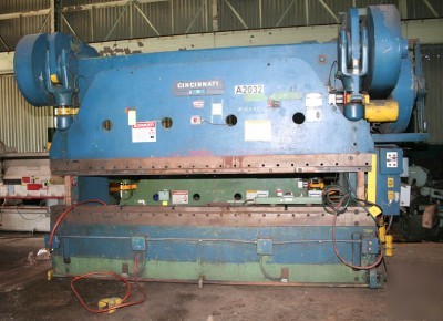 225 ton x 12' cincinnati mechanical press brake s-51448