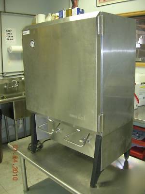 Silver king double valve refrigerated milk dispenser