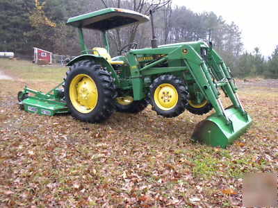 John deere 1050 4X4 utility tractor loader low hours