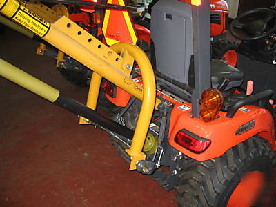 L7200JR tractor post hole digger 12
