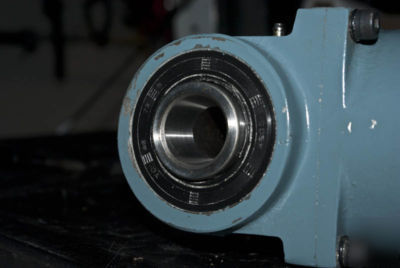R8 right angle milling attachment bridgeport style mill