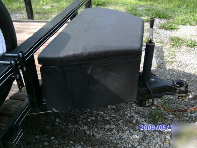 Utility trailer 6 x 10 with double gate - spare and box