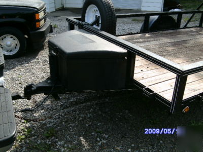 Utility trailer 6 x 10 with double gate - spare and box