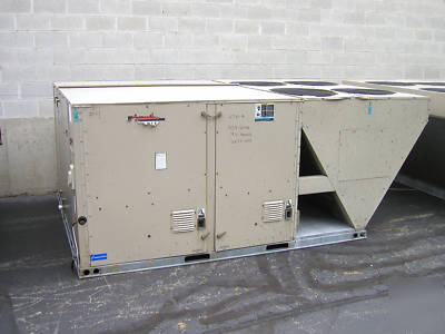 Lennox LGC210H2B 17.5 ton hvac unit heating and cooling