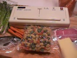 Vacuum sealer commercial & home + 130 free bags $129 