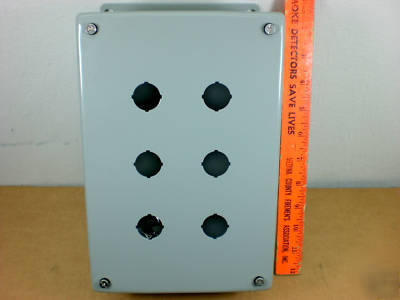 Saginaw controls enclosure push button box sce-6PB1