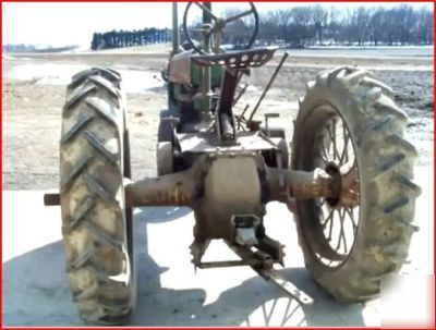 1937 john deere a unstyled tractor ie- b g round spokes