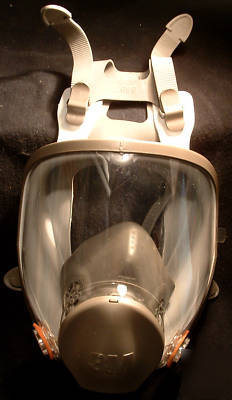 3M 6700 small full face respirator mask excellent cond.