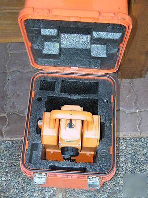 Robotic total station trimble gdm 610 tsce surveying