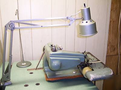 U.s. blindstitch sewing machine 718-1 w/table & motor