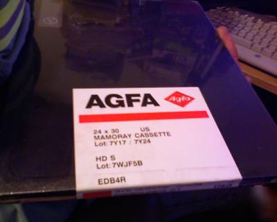 New 2 agfa mamoray cassette hd s EDB4R 24 x 30 us 