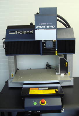 Roland mdx 540A milling machine