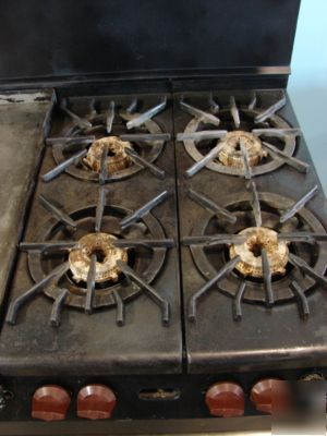 Wolf 4 burner range with griddle, double oven, ng