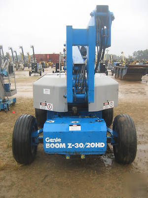 Genie Z30-20 electric boomlift articulating, air tires