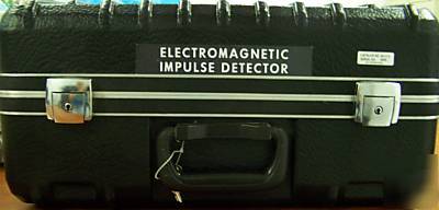 Electromagnetic ipulse detector