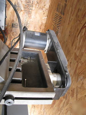 Cnc jr. benchtop milling machine 