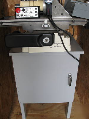 Cnc jr. benchtop milling machine 