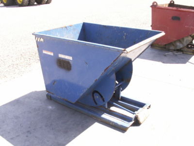 Vestil 70Â° self-dumping steel hopper w/ bumper release