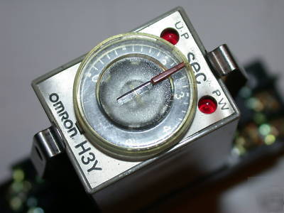 13 omron timers 0 to 5 seconds H3Y-2