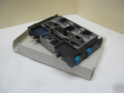 Festo CPV14-M1H-5JS-G1/8 pneumatic solenoid valve