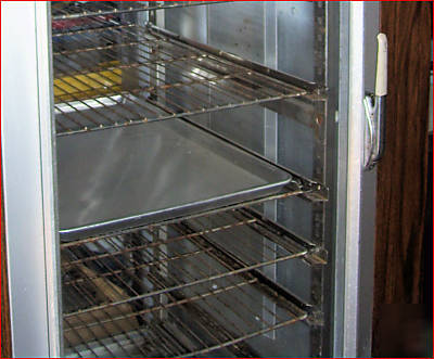 Proofer warming cabinet heat humidity bread dough 