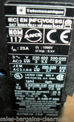 Telemecanique LC1D12 01 110V 50/60 hz 25A contactor