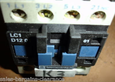 Telemecanique LC1D12 01 110V 50/60 hz 25A contactor