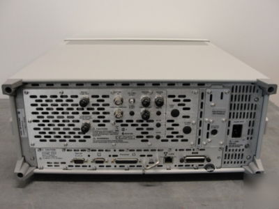 Hp / agilent E4440A spectrum analyzer w/ options