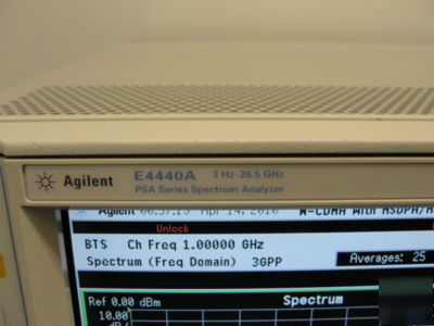 Hp / agilent E4440A spectrum analyzer w/ options