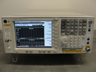 Hp / agilent E4440A spectrum analyzer w/ options