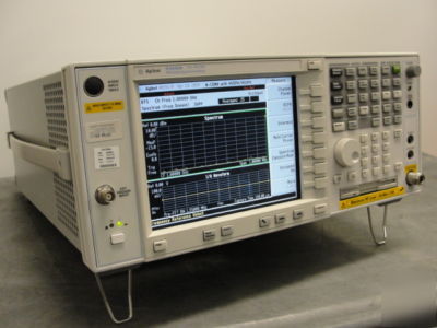 Hp / agilent E4440A spectrum analyzer w/ options