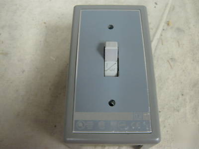 New 2510KG6 square d motor starting switch in box