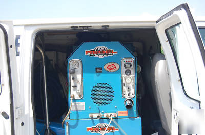 2003 e-250/white magic carpet cleaning system